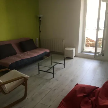 Maison De Village, Les Hirondelles *